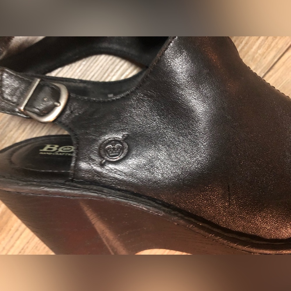 Born Devlyn Distressed Suede Platform Slingback C… - image 4